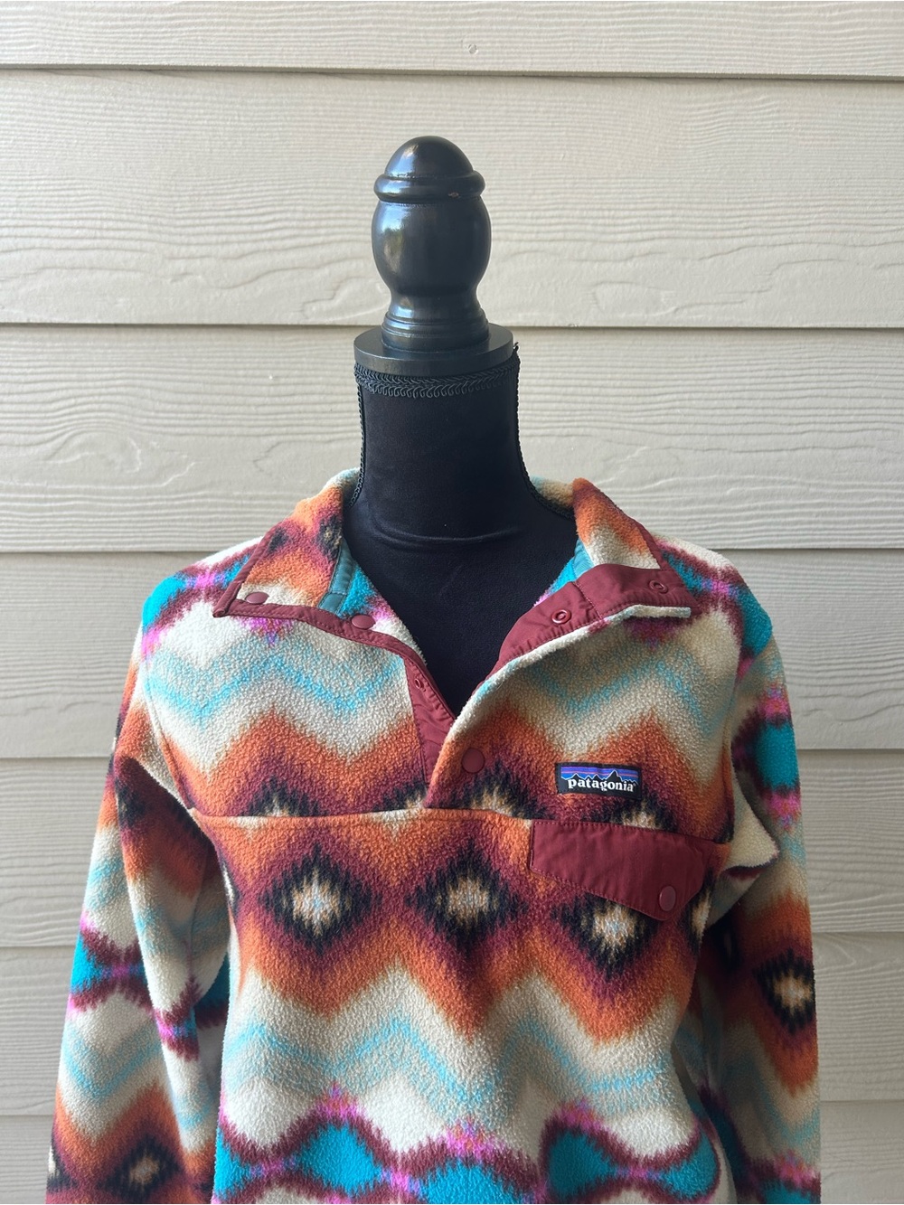 Patagonia Multi-color Geometric quarter button fleece pullover Women's Size Smal - Picture 2 of 6